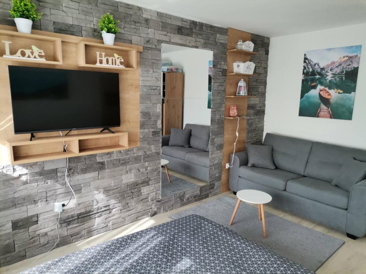 Apartman Anamaria Gospic Exterior photo